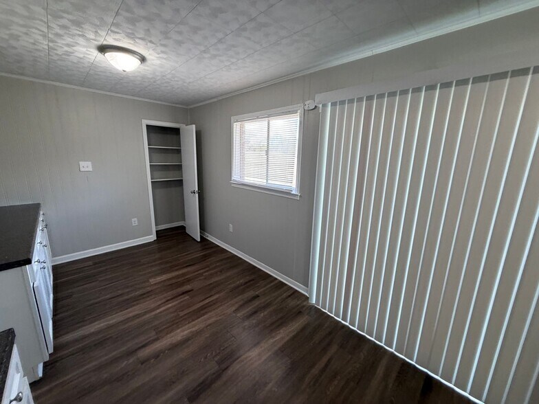 Building Photo - Welcome to your new home in Southaven, MS!