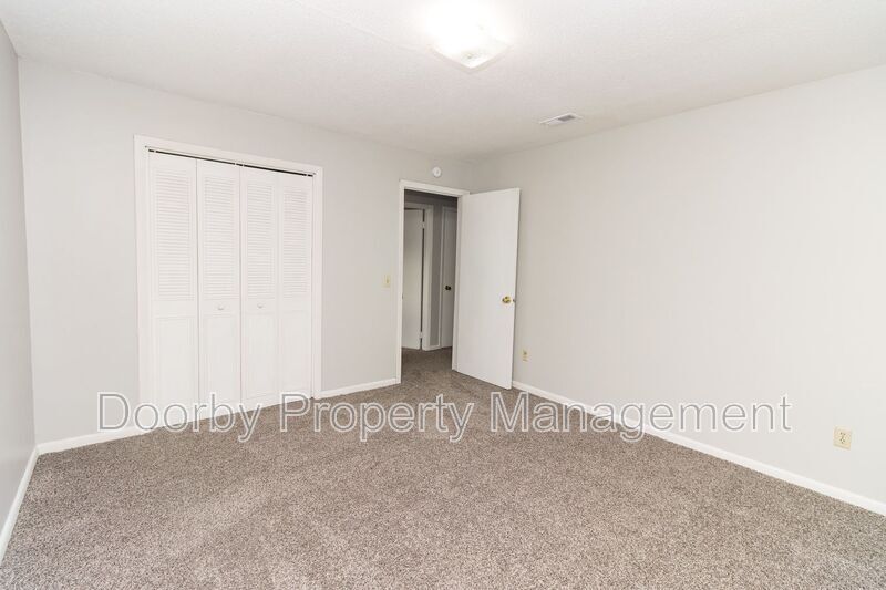 Building Photo - 6436 Basswood Dr