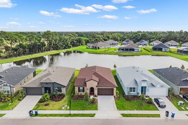 Building Photo - 11817 Moonsail Dr