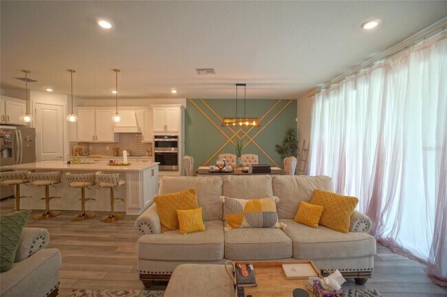 Building Photo - 12905 Brookside Moss Dr