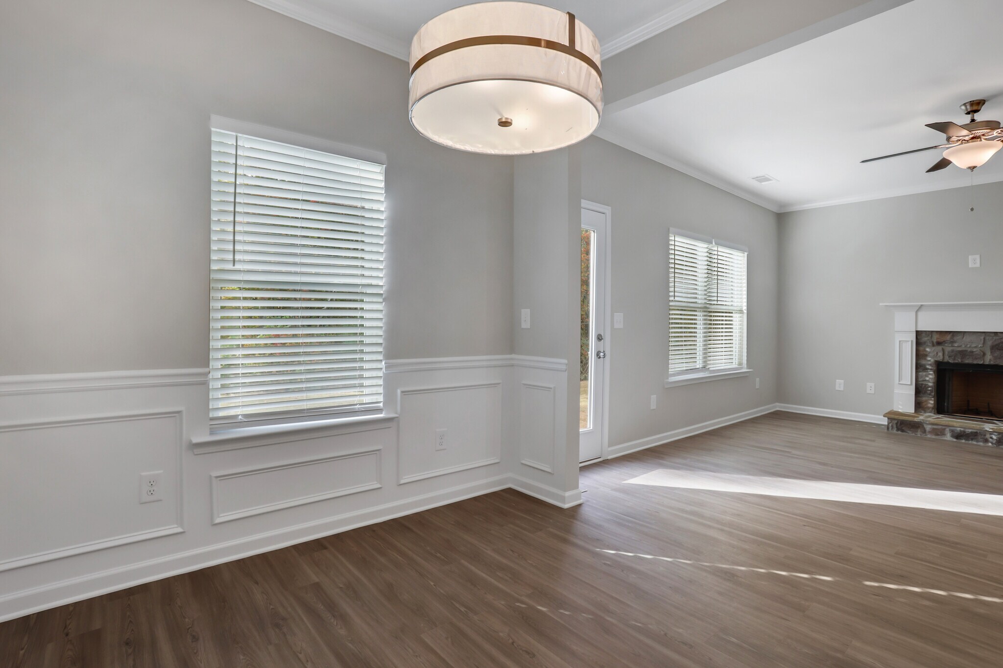 Building Photo - 236 Eva Way NE