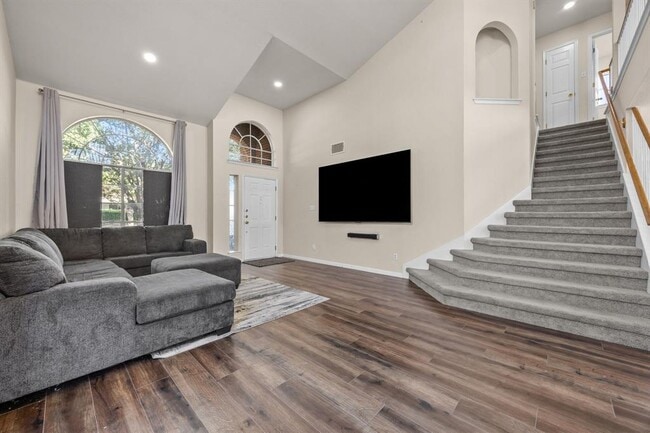 Building Photo - 1619 Balmorhea Ln