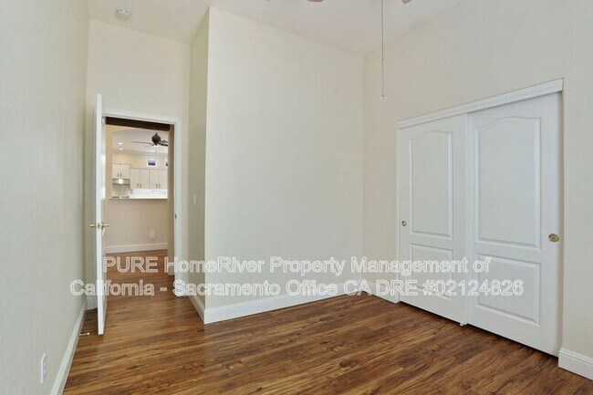 Building Photo - 12020 Gold Pointe Ln