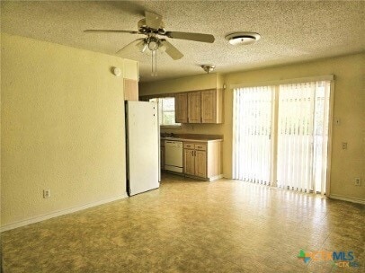 Building Photo - 305 Williams St