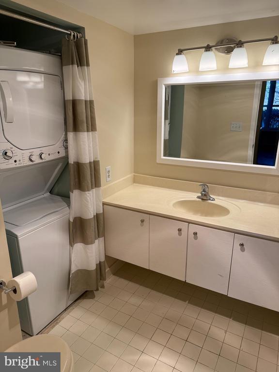 Building Photo - 2100 Langston Blvd.