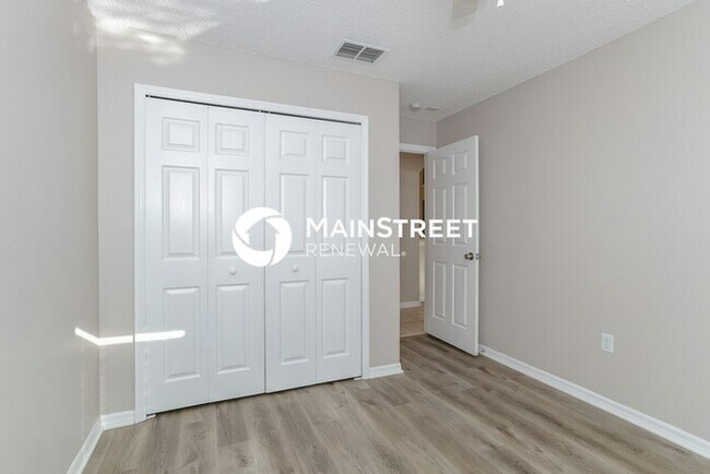 Building Photo - 4 Bedroom Pet-Friendly Home in Kissimmee, ...