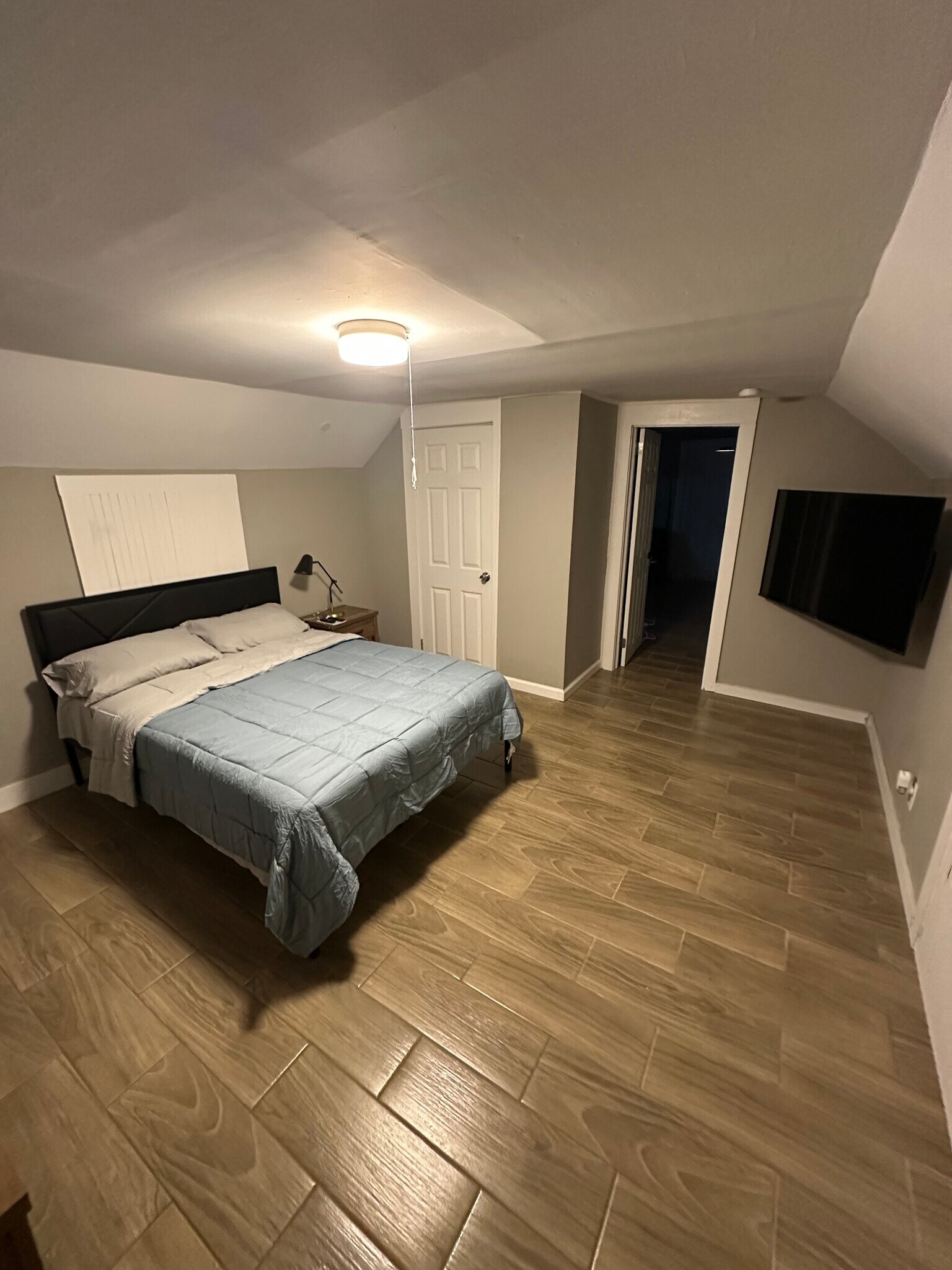 Building Photo - 66 Maplewood Ave