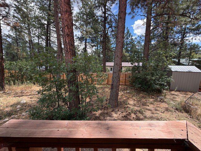 Building Photo - 128 Canyon Creek Trail