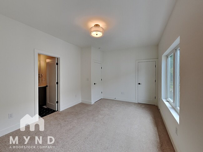 Building Photo - 1548 Millwood Pl