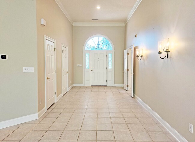 Building Photo - 192 Hamby Dr