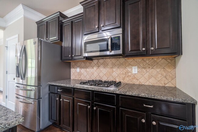 Building Photo - 110 Wolf Creek Trail SW