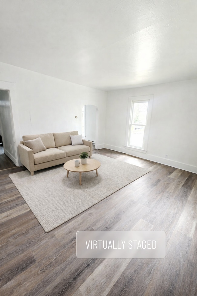 Building Photo - 931 W Wayne St