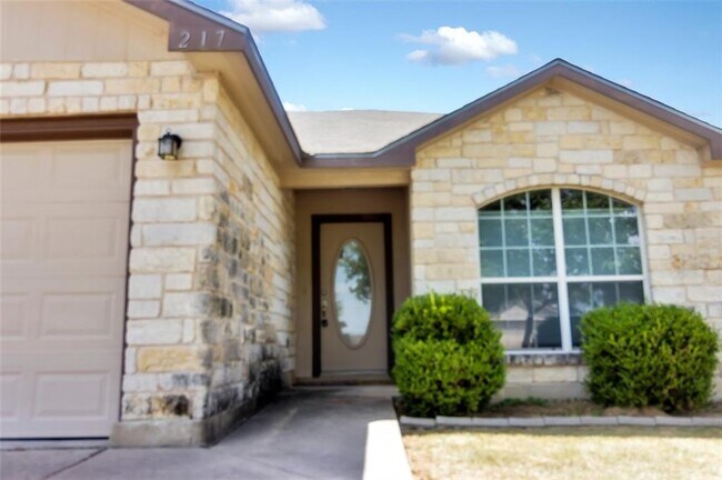 Building Photo - 217 Copper Ln