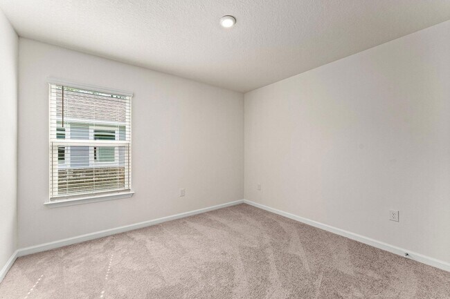 Building Photo - 794 Riverwalk Cir