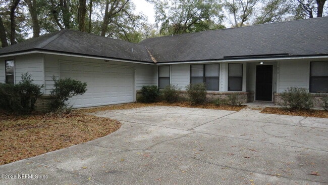 Building Photo - 1878 Shadow Ridge Trail