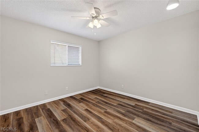 Building Photo - 3271 Royal Canadian Trace