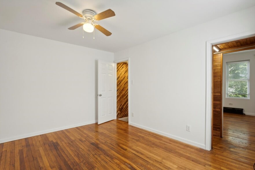 Building Photo - 1212 Day St