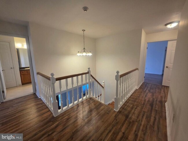 Building Photo - 138 Persimmon St