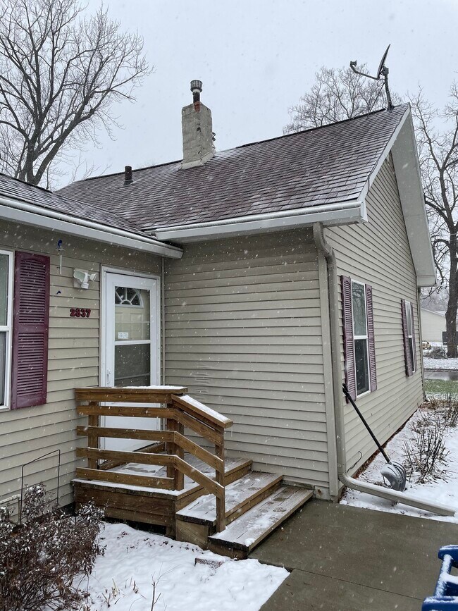 Building Photo - 2837 Scott Ave