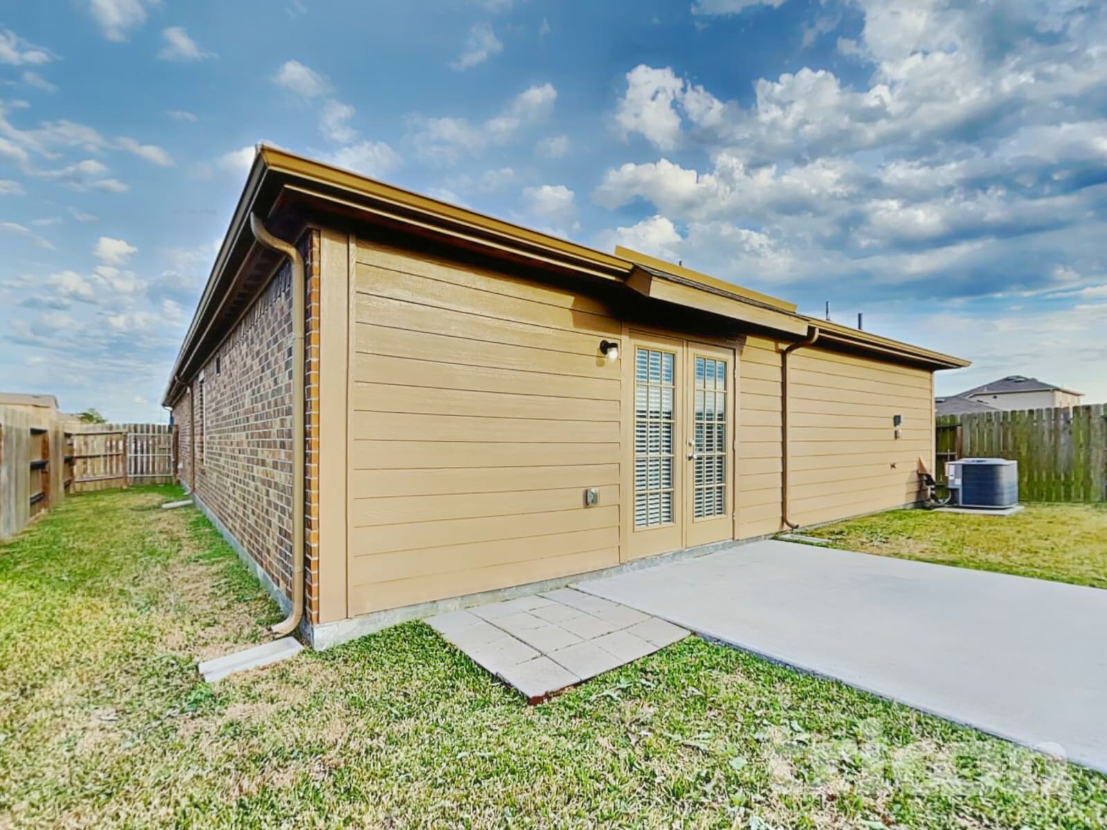 Building Photo - 624 Totem Trail Dr