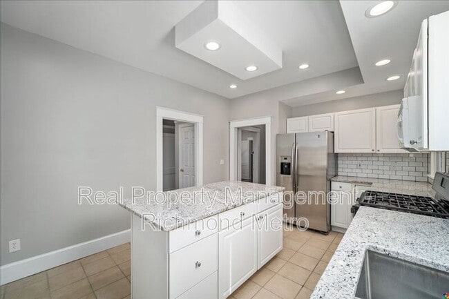 Building Photo - 1313 N 35th St