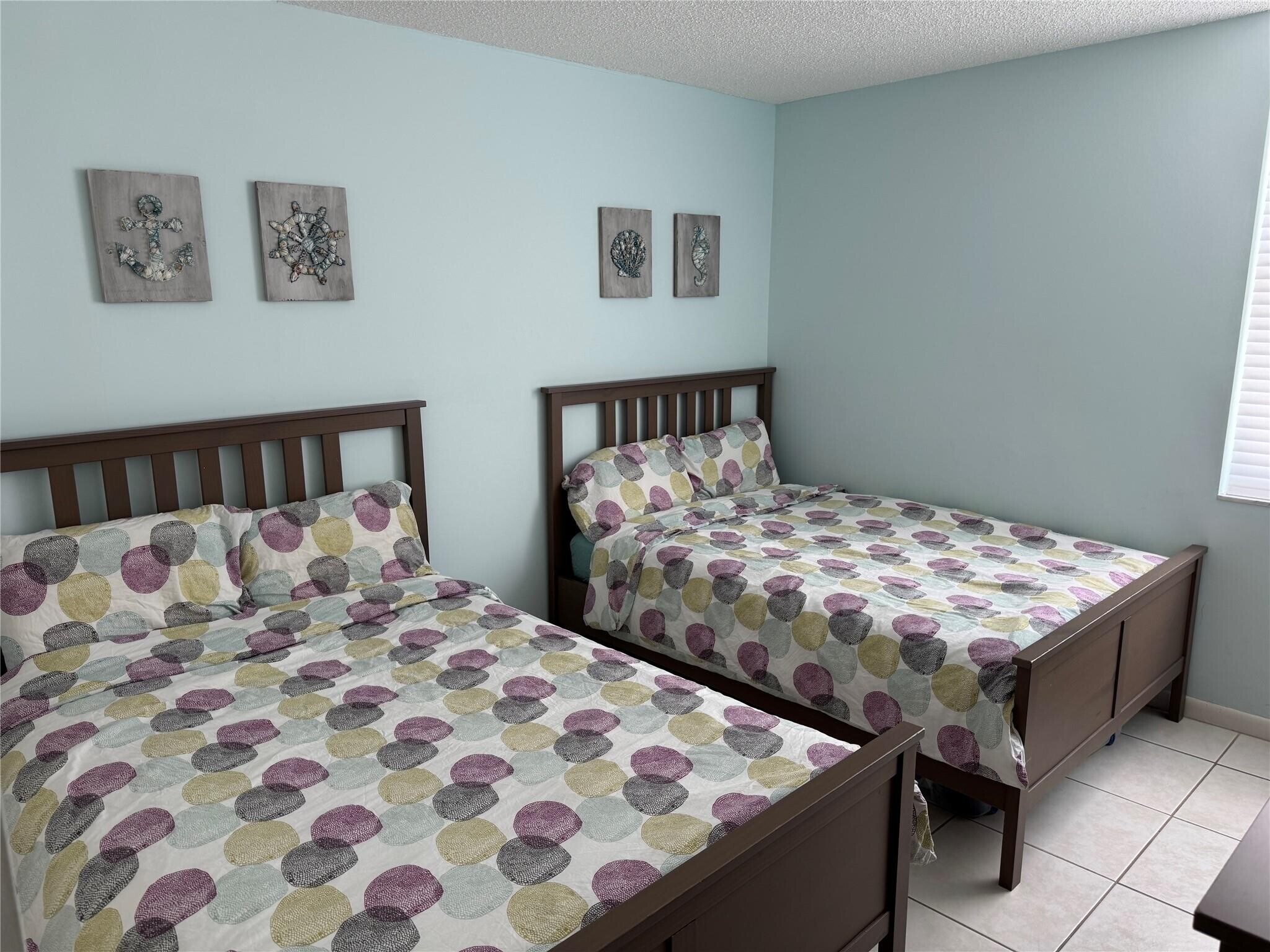 Building Photo - 111 Briny Ave