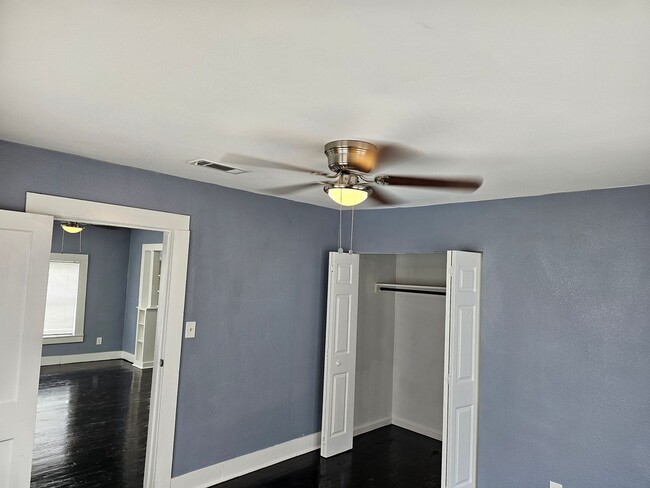 Building Photo - 2 bedroom house for rent in Downtown Killeen