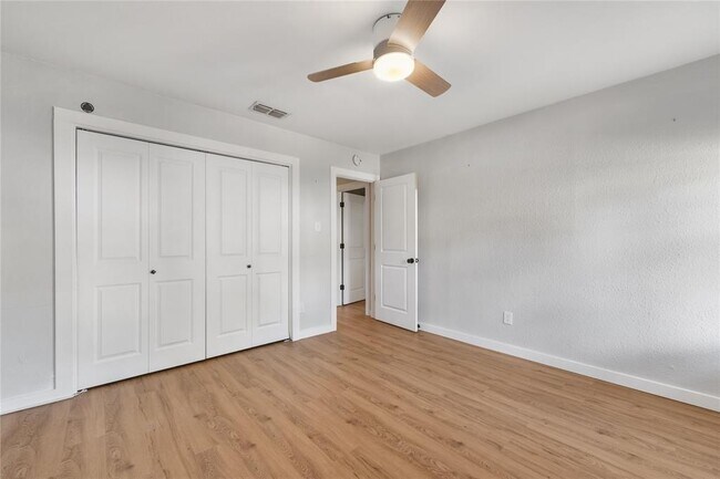 Building Photo - 7505 Burly Oak Cir