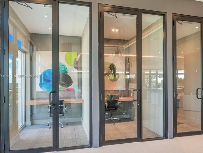 Building Photo - 9600 S Dixie Hwy