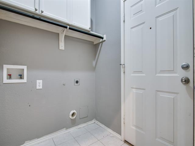 Building Photo - 10120 Cherry Hill Ln