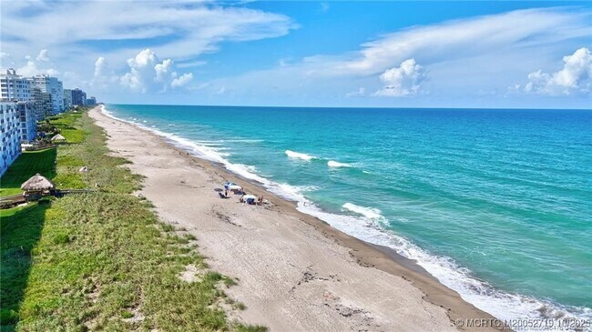 Building Photo - 10200 S Ocean Dr