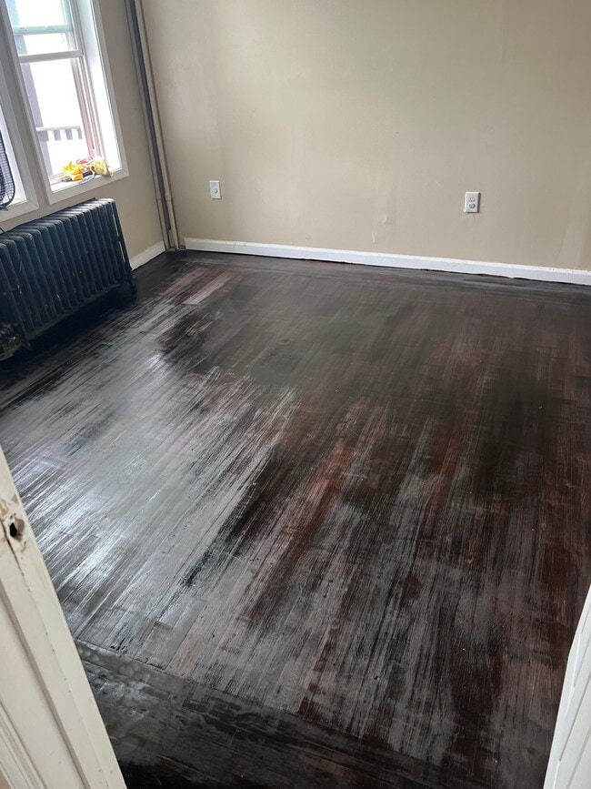 Building Photo - 525 Normandy Ave