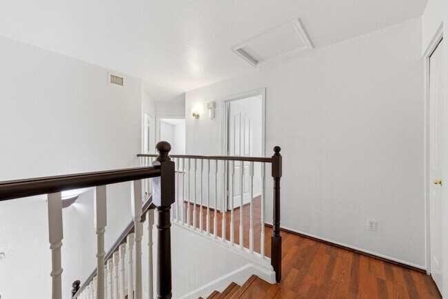 Building Photo - 15822 S 32nd Pl