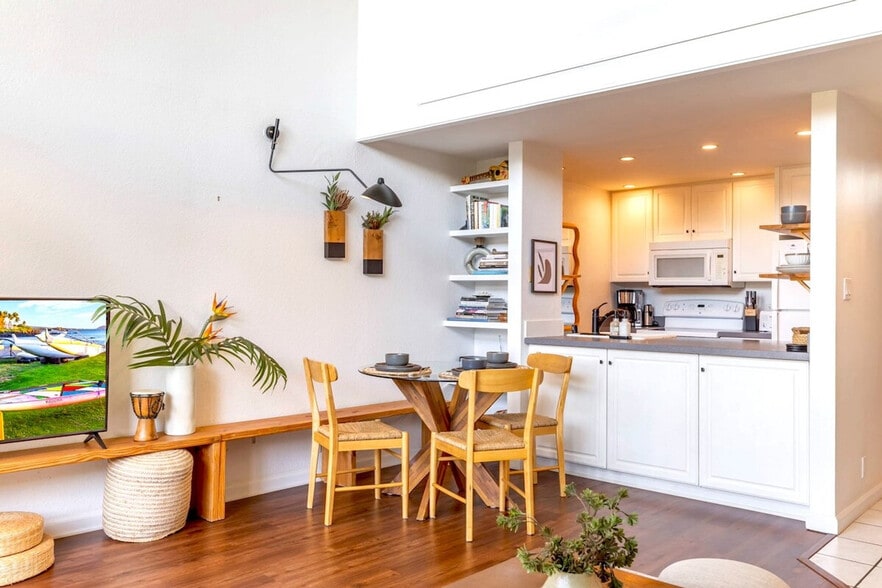 Building Photo - 1299 Uluniu Rd