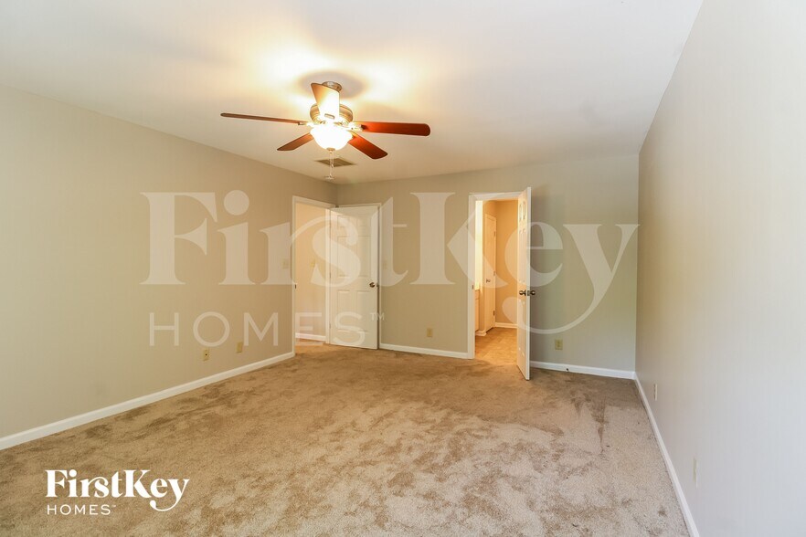 Building Photo - 3005 Pinnacle Ct