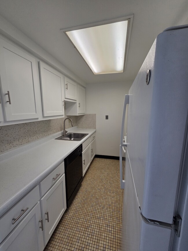 Building Photo - South Negley Apartments