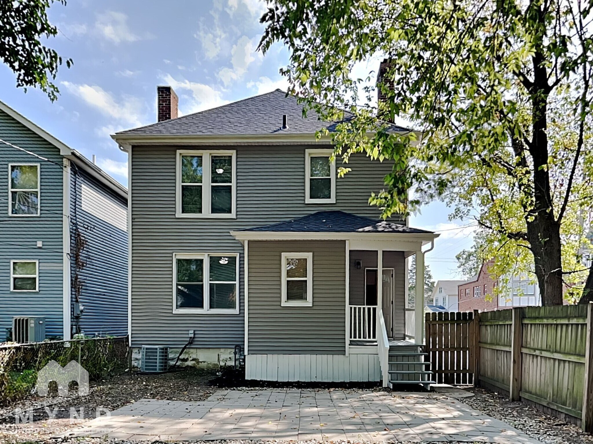 Building Photo - 899 Wilson Ave
