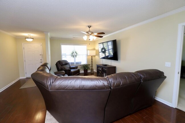 Building Photo - 3196 Daufaskie Rd