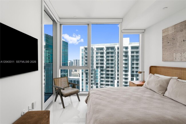 Building Photo - 300 Biscayne Blvd Way
