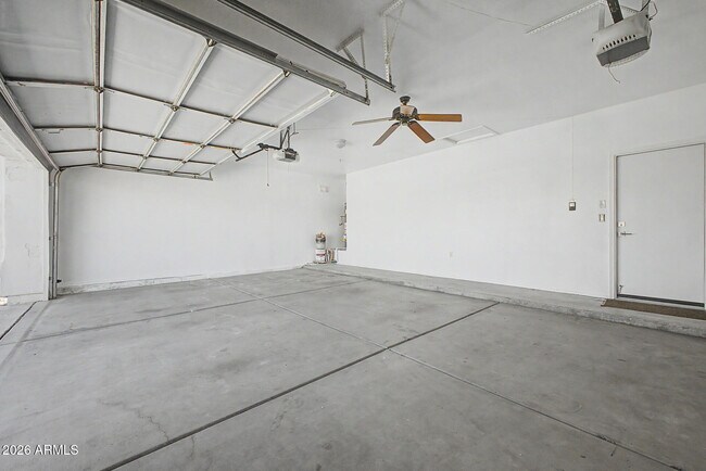 Building Photo - 22516 N 68th Dr
