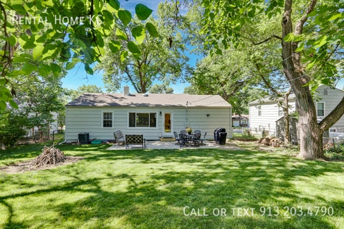 Building Photo - 5906 W 75th Terrace