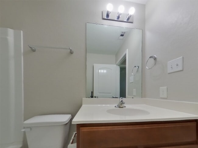 Building Photo - 441 Palomino Stand Dr