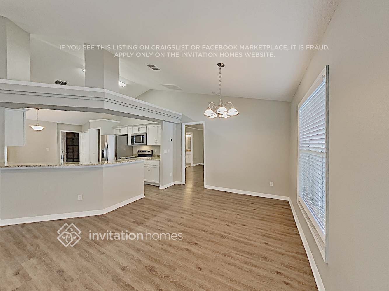 Building Photo - 3229 Sawgrass Creek Cir