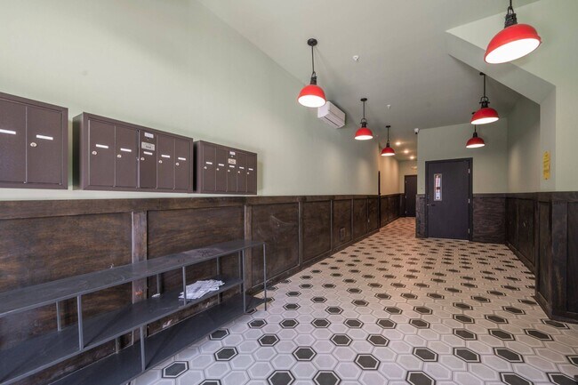 Building Photo - 1841 N Gratz St