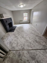 Building Photo - 409 Arch St