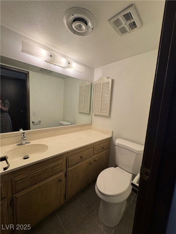 Building Photo - 3109 Pinehurst Dr