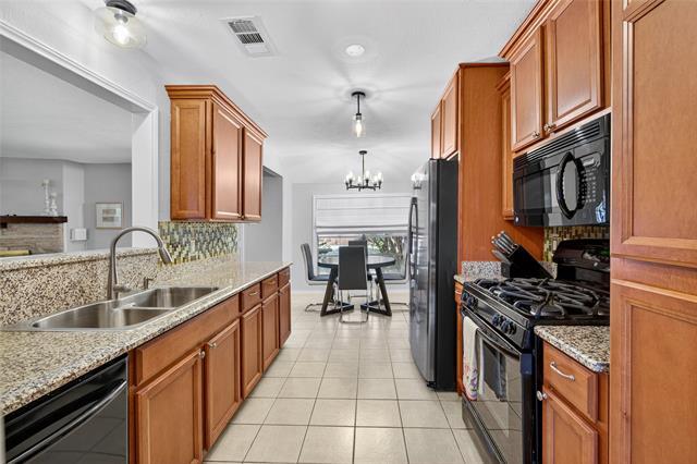Building Photo - 3533 Chellen Dr