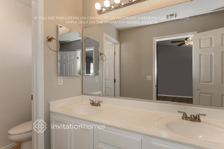 Building Photo - 6826 W Palo Verde Dr