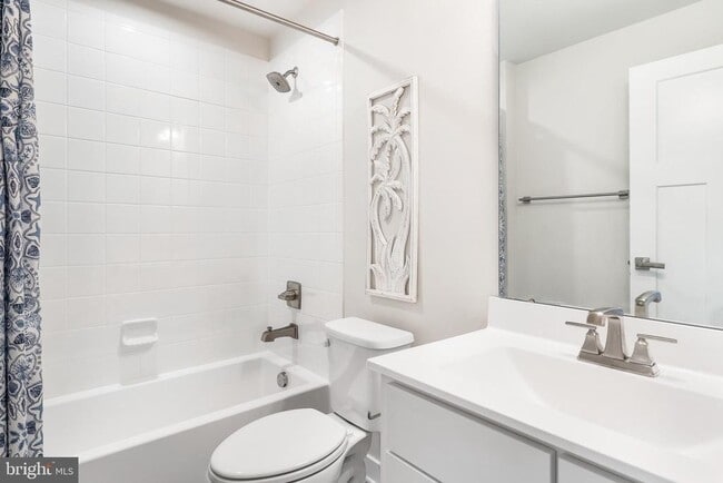 Building Photo - 131 Burkwood Ter