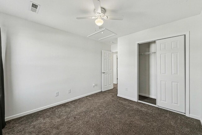 Building Photo - 146 Woodbrook Way